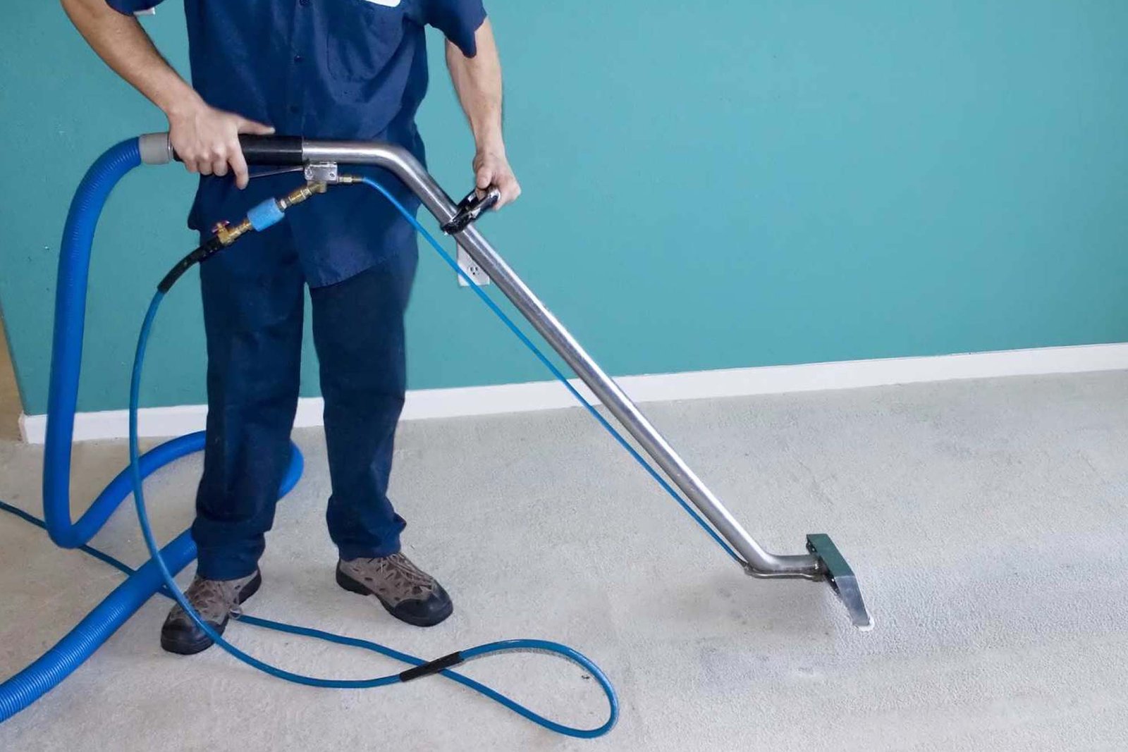 five reasons you should hire a professional cleaner